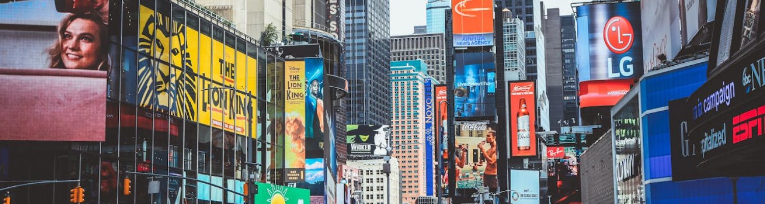 Vorgestern_Time_Square_Header